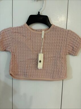 Quincy Mae Top NWT bubblegum top,12-18M